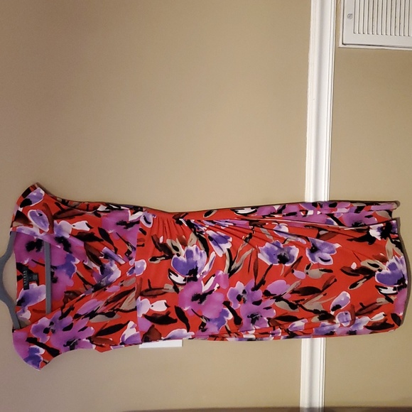 Lauren Ralph Lauren Dresses & Skirts - Lauren Ralph Lauren Floral Sleeveless Ruched V-Neck Dress Size 4